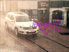 韩国女模特Jewelry 《Forget.It》 雨中性感热舞 720P