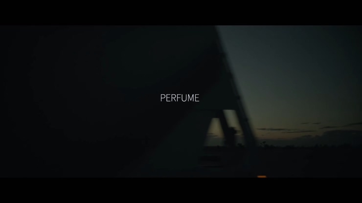 Britney Spears 《Perfume》 1080