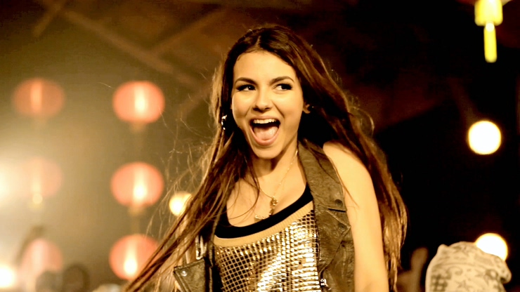 Victoria Justice 《Freak the Fre