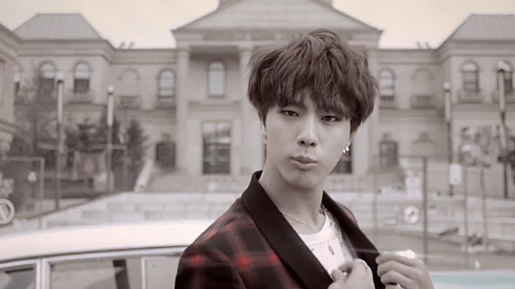 BTS 《War of Hormone》 1080P