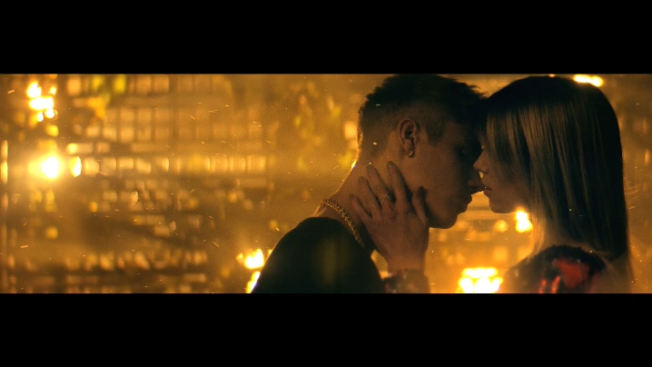 Justin Bieber 《Confident》 1080P