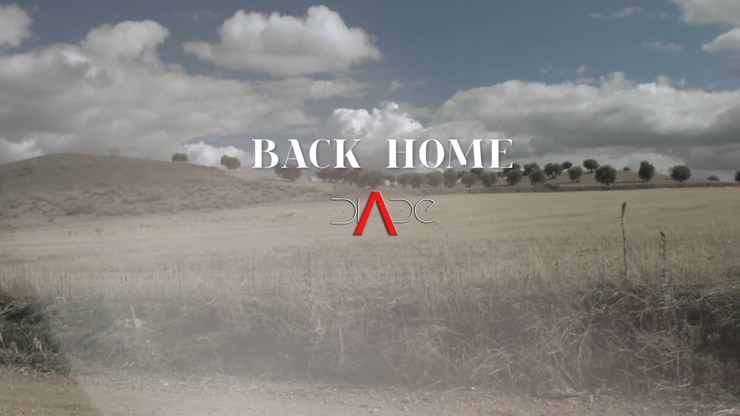 Diade Ft. Ezio 《Back Home》 1080P