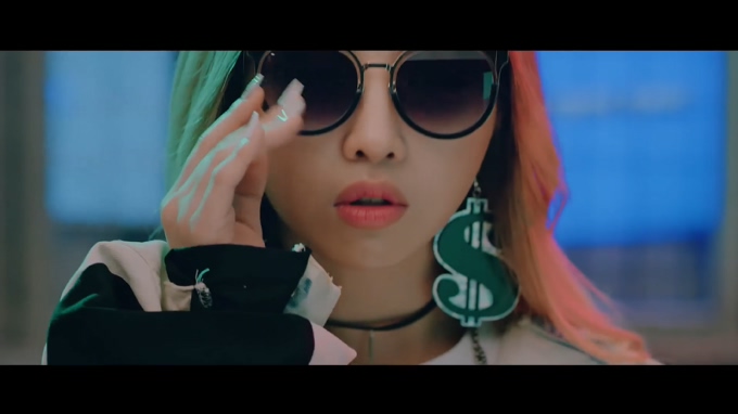 Minzy 《니나노》 1080P