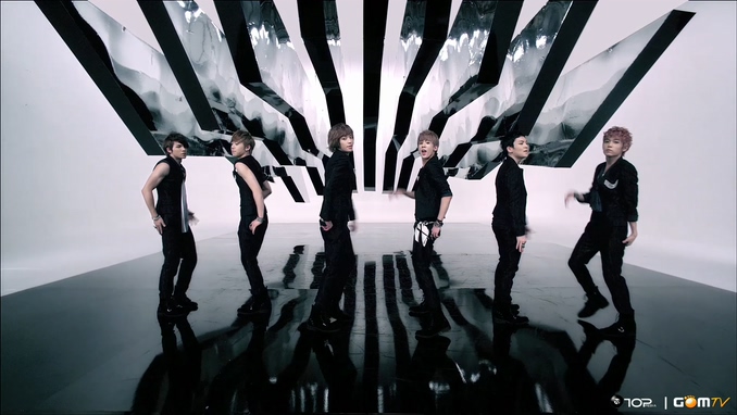 Teen Top 《No More Perfume On Yo