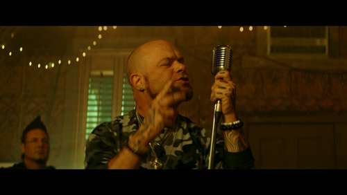 Five Finger Death Punch 《Blue o