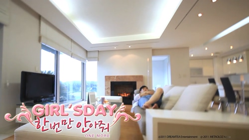 Girl s Day 《HUG ME ONCE》 1080