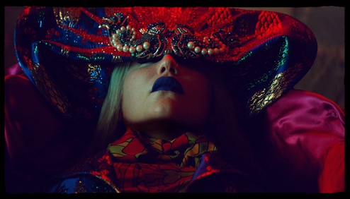 Kesha 《Praying》 1080P