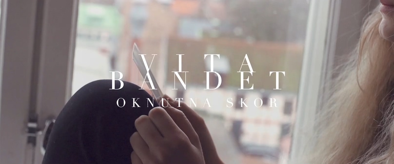 Vita Bandet 《Oknutna Skor》 72