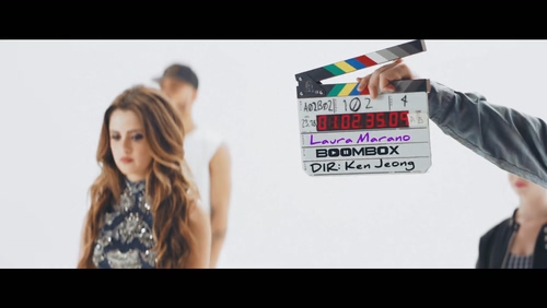 Laura Marano 《Boombox》 1080P