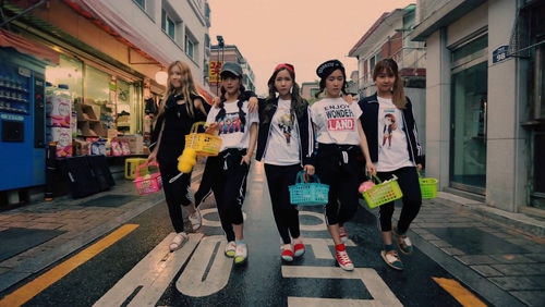 Crayon Pop 《Bar Bar Bar》 1080P