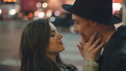 Hailee Steinfeld《Rock Bottom》
